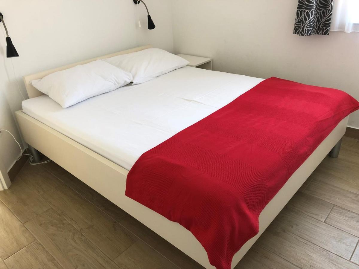 Apartmani I Sobe Ivancic1 Novi Vinodolski Luaran gambar