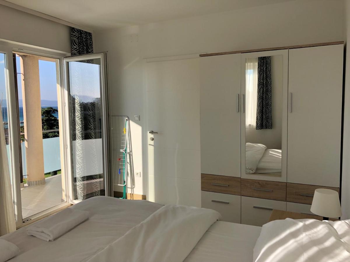 Apartmani I Sobe Ivancic1 Novi Vinodolski Luaran gambar