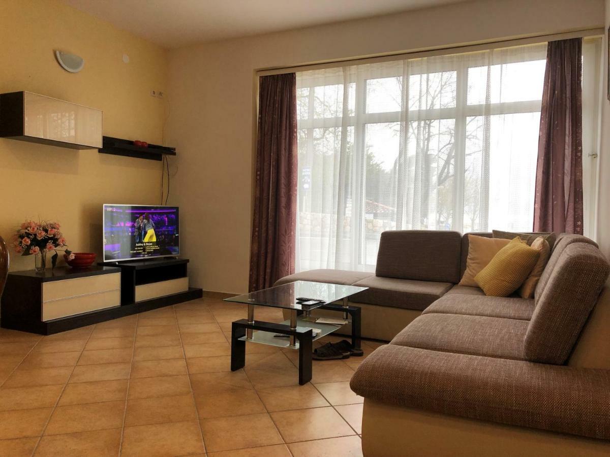 Apartmani I Sobe Ivancic1 Novi Vinodolski Luaran gambar